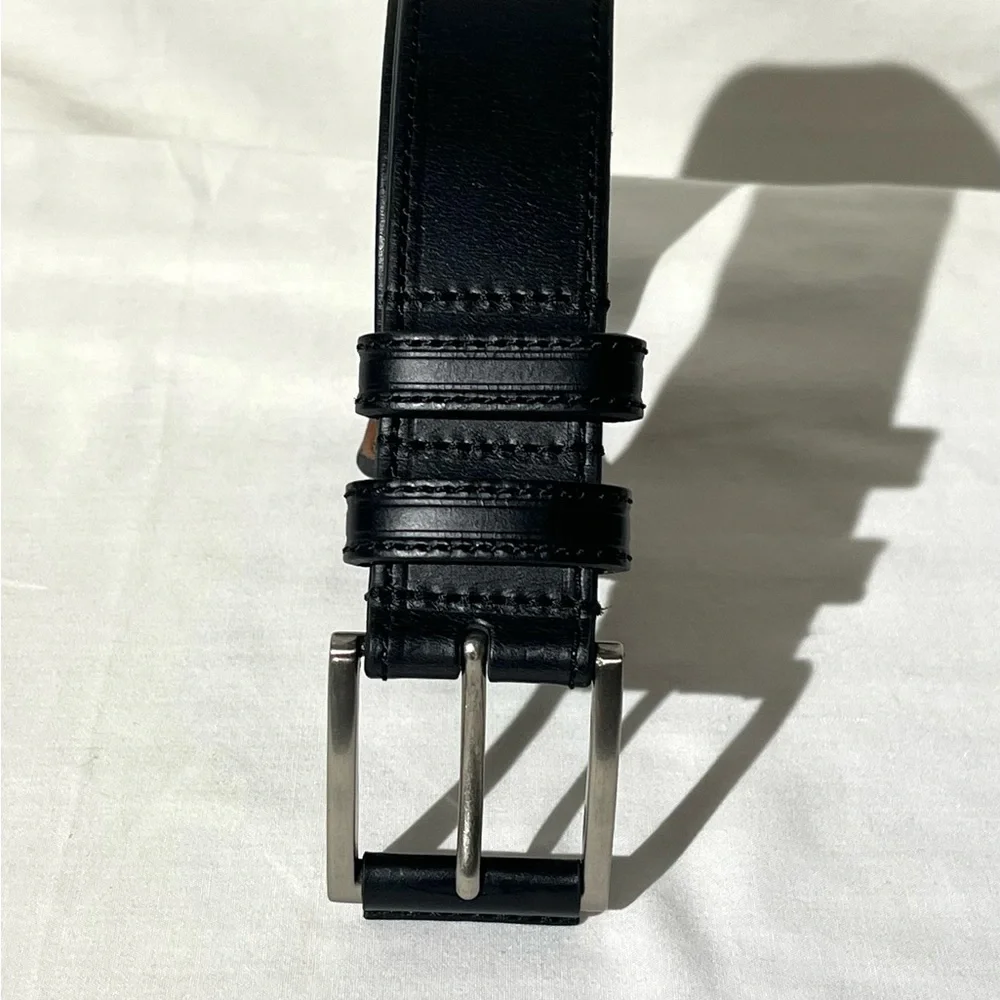 NEW Jos A Bank Leather Belt Men's Black Silver Buckle with Leather Accent